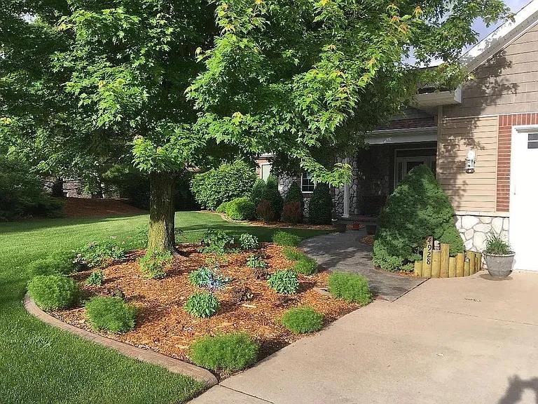 4928 North Meade Street Appleton, WI 54913 - Photo 3 of 29