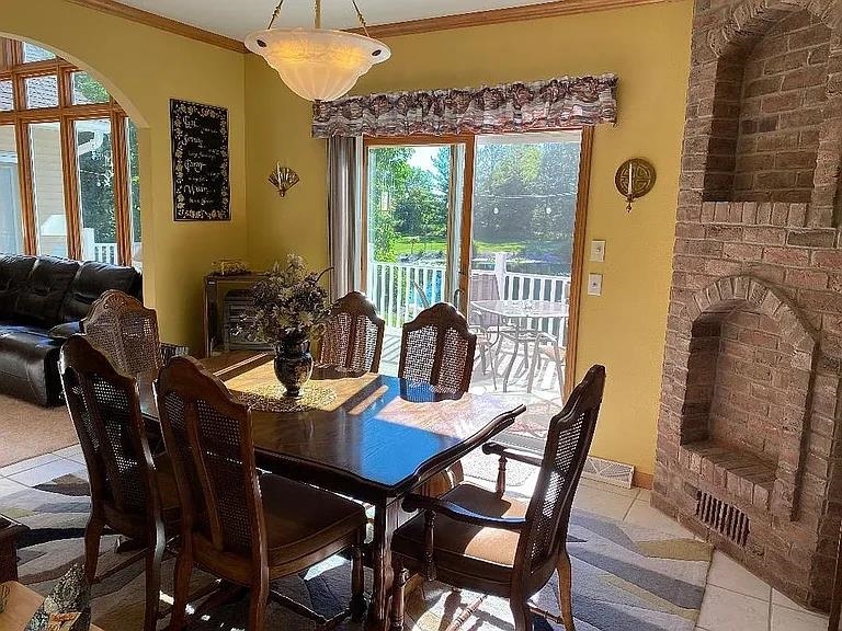 4928 North Meade Street Appleton, WI 54913 - Photo 9 of 29