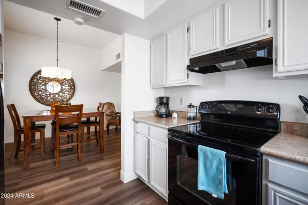 $2,800 | 37222 North Tom Darlington Drive, Unit 18, Carefree, AZ 85377