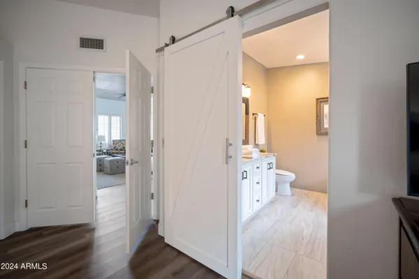 $2,800 | 37222 North Tom Darlington Drive, Unit 18, Carefree, AZ 85377