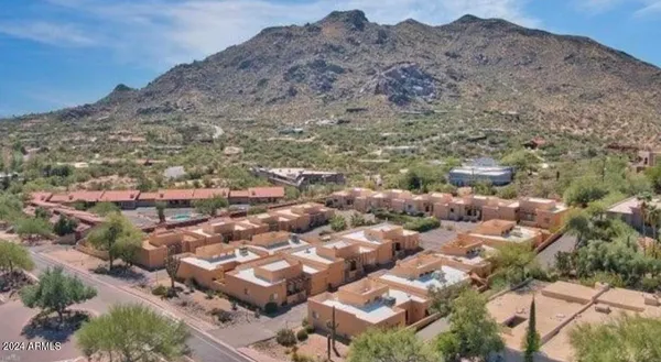 $2,800 | 37222 North Tom Darlington Drive, Unit 18, Carefree, AZ 85377