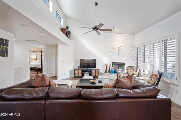 $2,800 | 37222 North Tom Darlington Drive, Unit 18, Carefree, AZ 85377