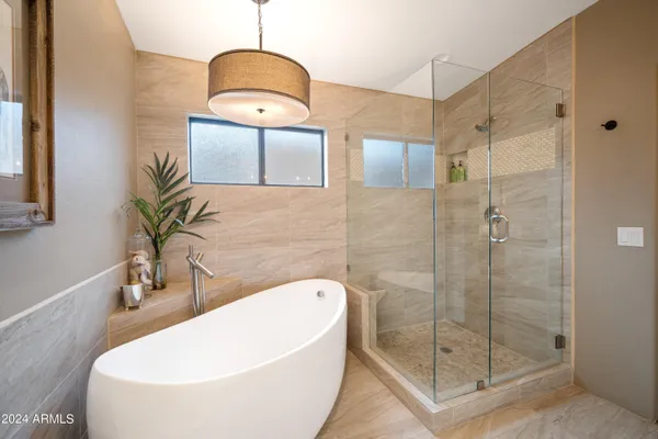 $2,800 | 37222 North Tom Darlington Drive, Unit 18, Carefree, AZ 85377