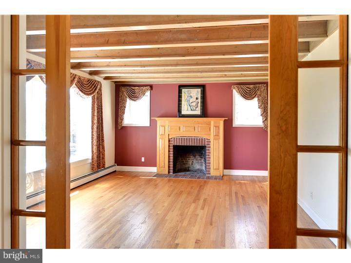 1113 Evans Road Ambler, PA 19002 - Photo 9 of 24 Living Room