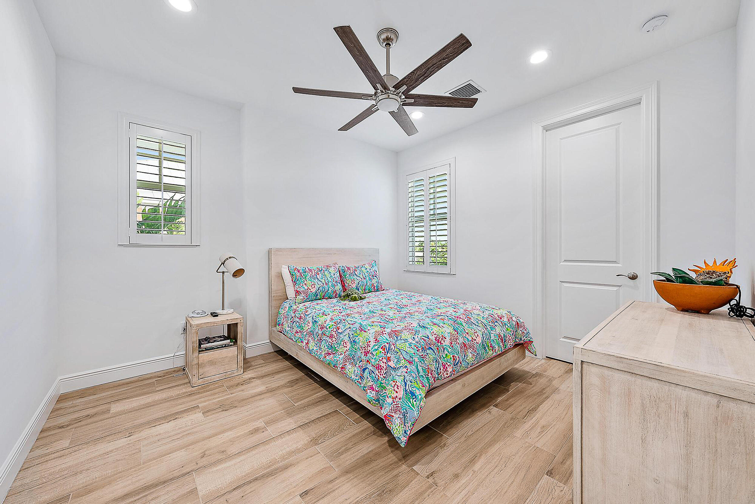 411 Inlet Waters Circle Jupiter, FL 33477 - Photo 21 of 33 Guest Bedroom