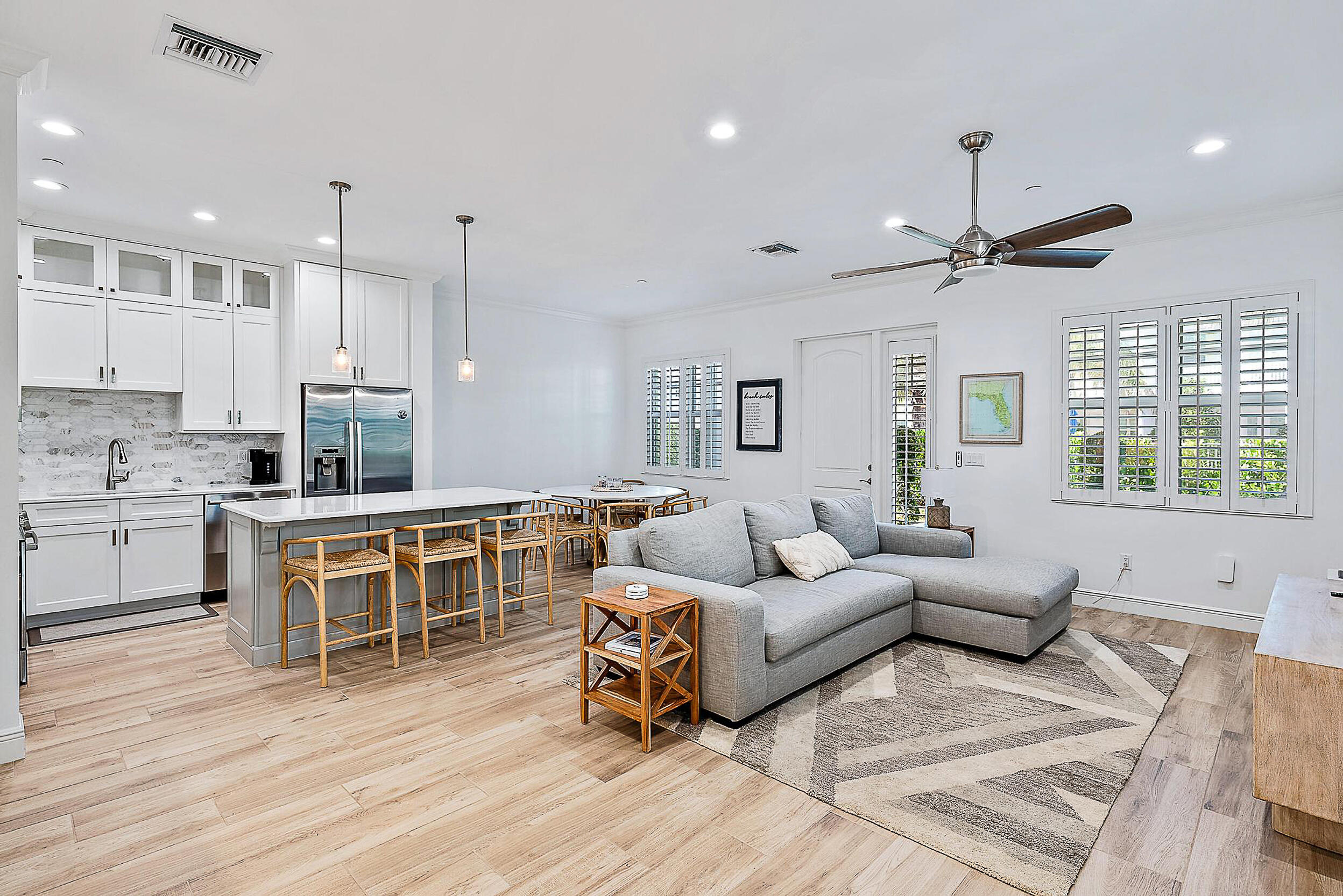 411 Inlet Waters Circle Jupiter, FL 33477 - Photo 7 of 33 Living Room