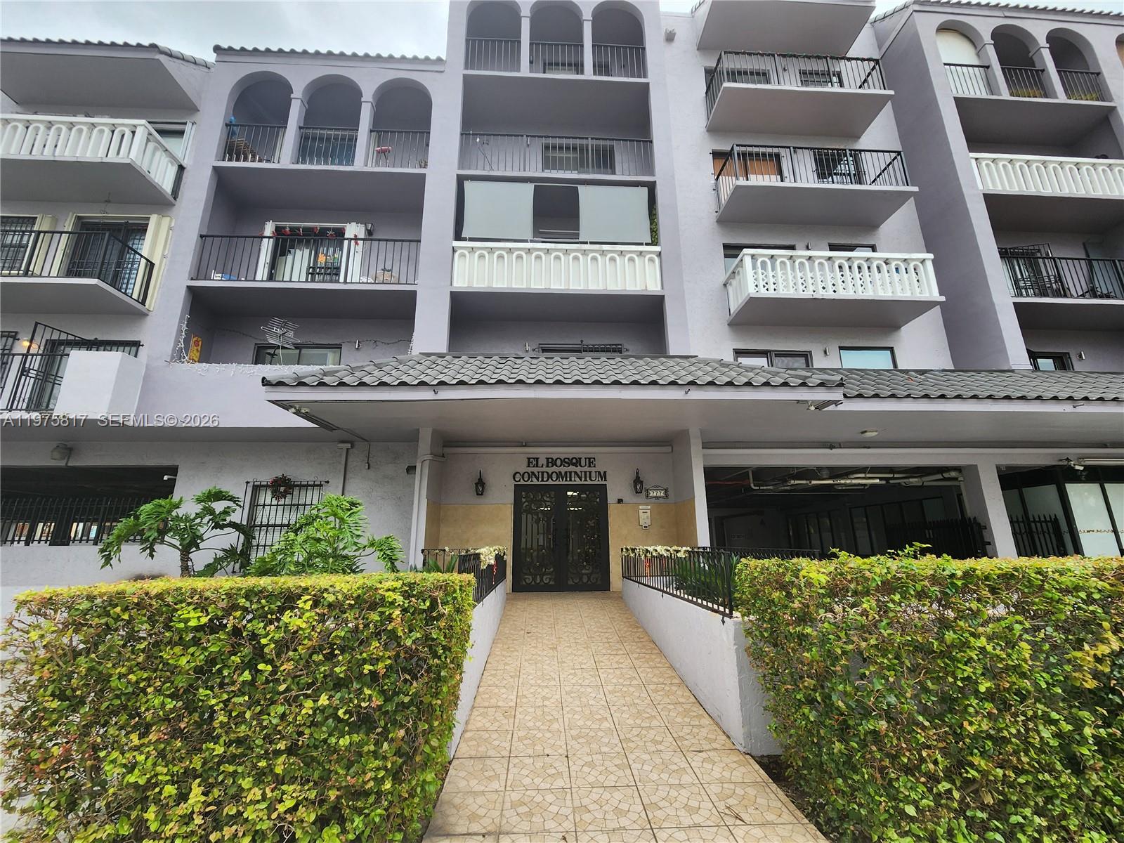 777 Southwest 9th Avenue, Unit 301 Miami, FL 33130 - Photo 1 of 14