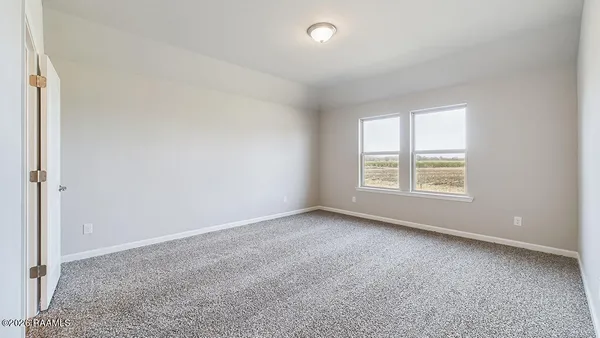 $228,500 | 163 Cottage Cove Drive, Maurice, LA 70555