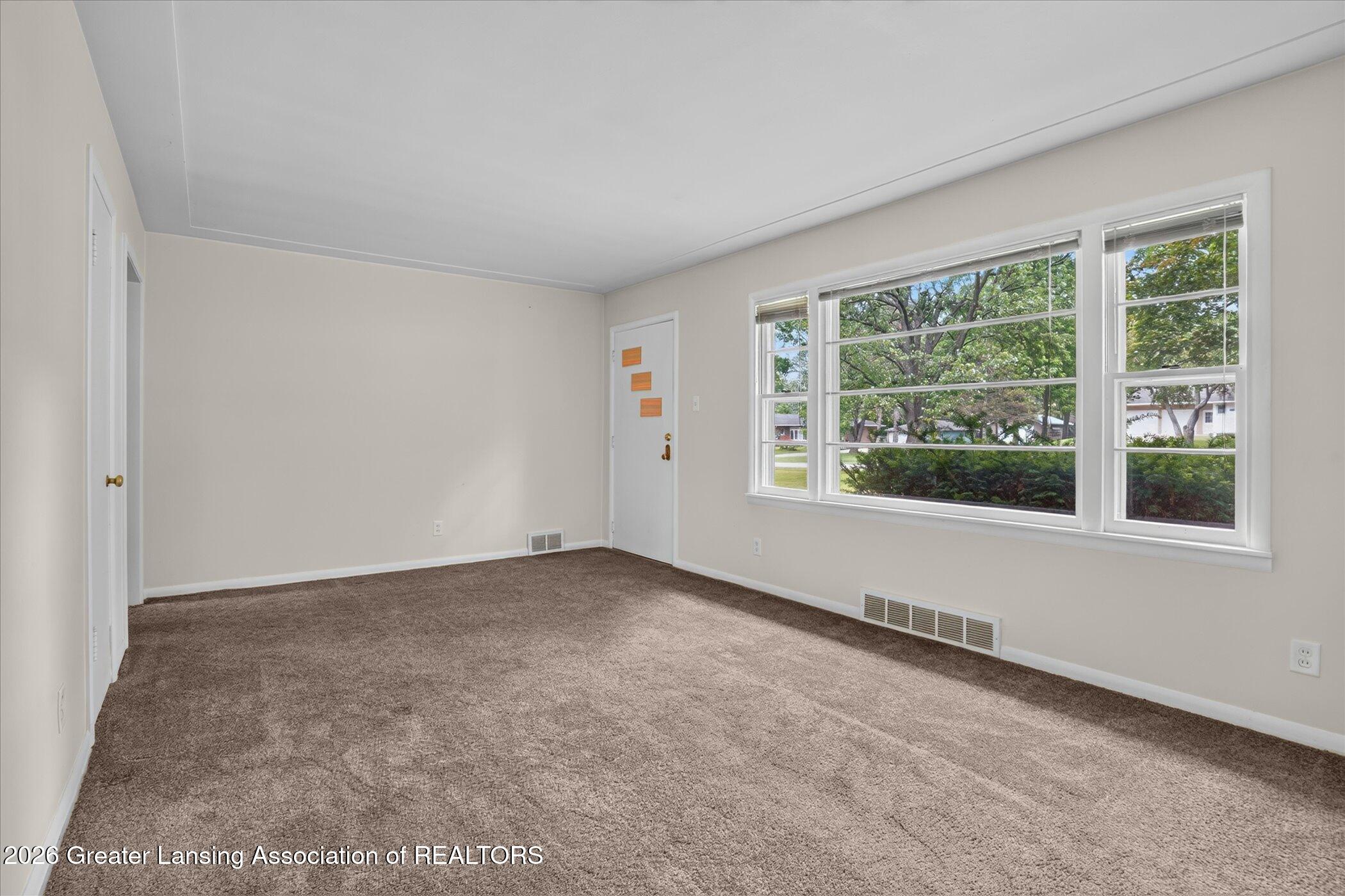 12419 East Greenfield Road Lansing, MI 48917 - Photo 10 of 46 10-12419-E-Greenfield-Rd-Lansing-WindowS