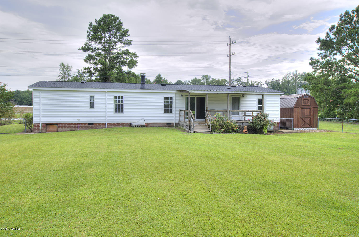135 Lewis Farm Road New Bern, NC 28560 - Photo 25 of 40 LewisDSC_5451