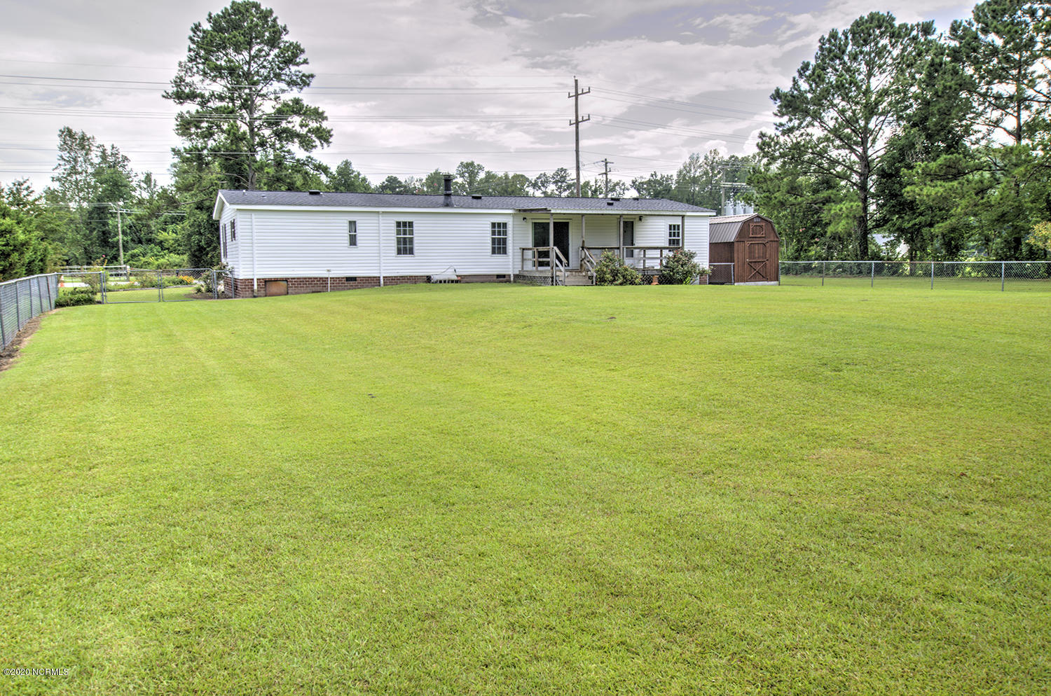 135 Lewis Farm Road New Bern, NC 28560 - Photo 26 of 40 LewisDSC_5452