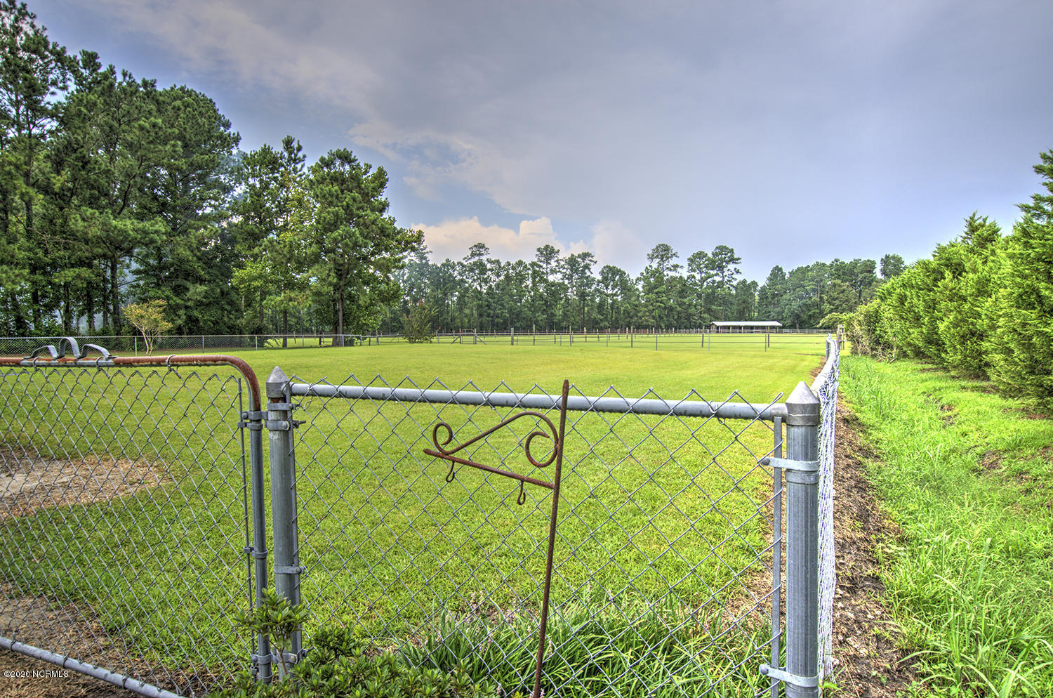 135 Lewis Farm Road New Bern, NC 28560 - Photo 28 of 40 LewisDSC_5457