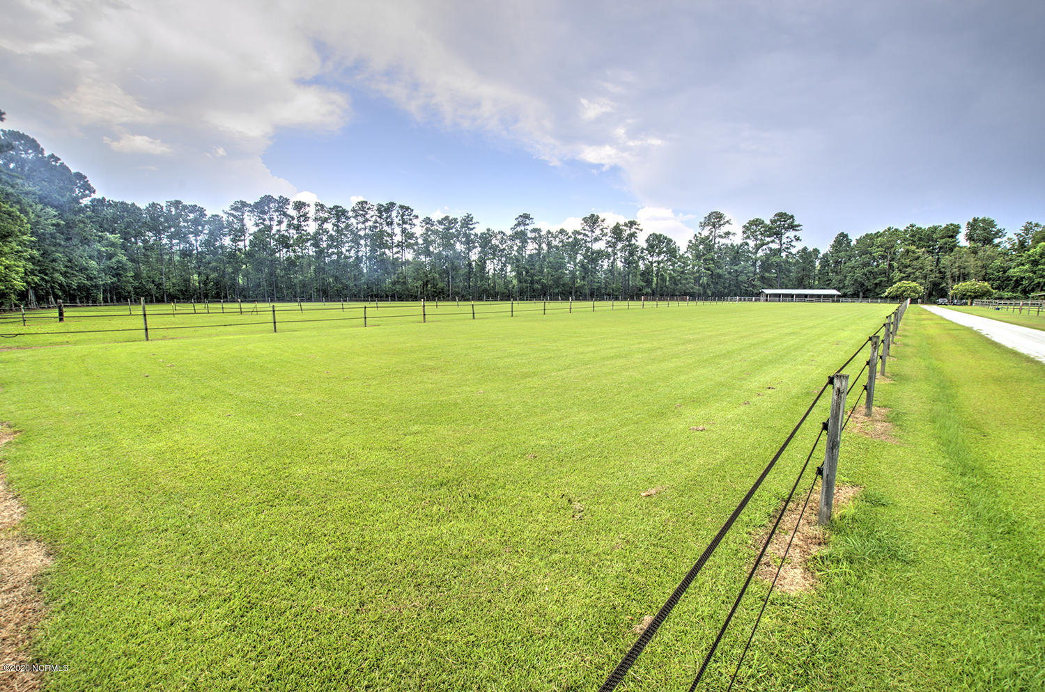 135 Lewis Farm Road New Bern, NC 28560 - Photo 32 of 40 LewisDSC_5461
