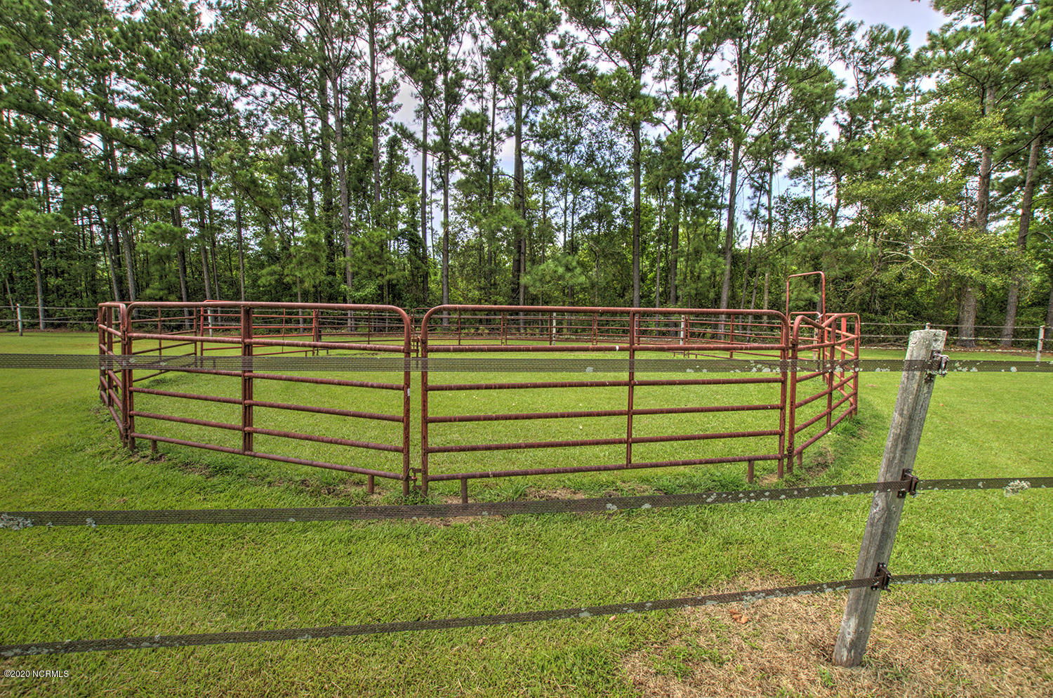 135 Lewis Farm Road New Bern, NC 28560 - Photo 33 of 40 LewisDSC_5462
