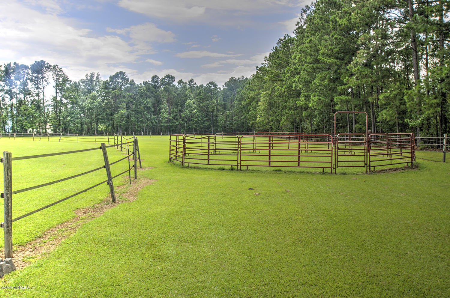 135 Lewis Farm Road New Bern, NC 28560 - Photo 36 of 40 LewisDSC_5466