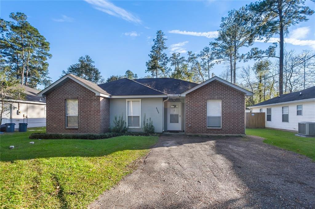 1522 Lotus Road Mandeville, LA 70448 - Photo 2 of 19 Gallery Image 2