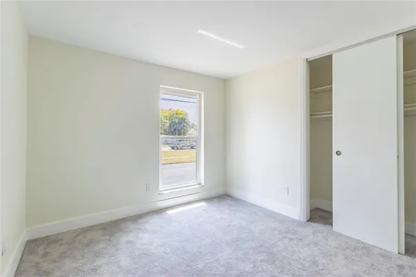 $7,500 | 2255 Northeast 207th Street, Miami, FL 33180