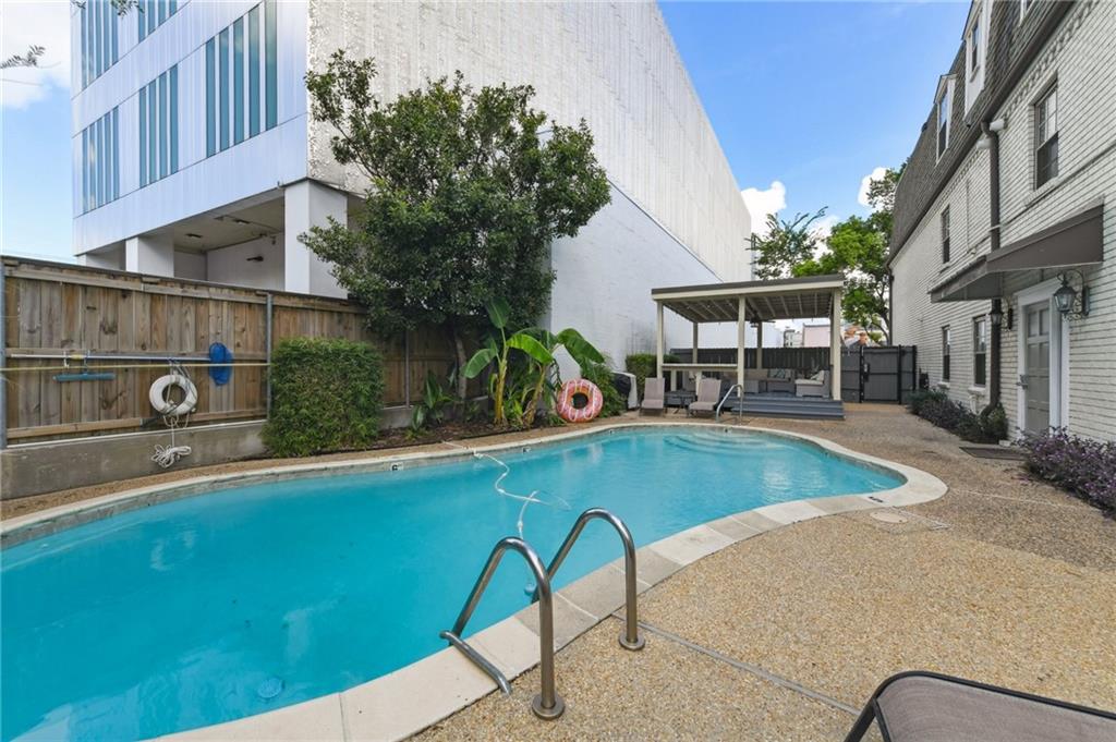 1532 St Andrew Street, Unit 307 New Orleans, LA 70130 - Photo 12 of 13