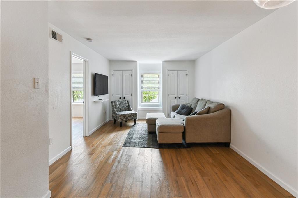 1532 St Andrew Street, Unit 307 New Orleans, LA 70130 - Photo 3 of 13