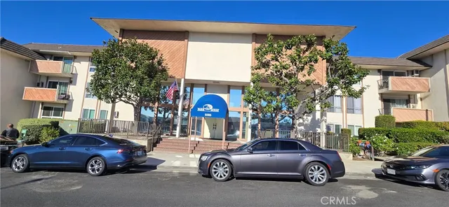 $295,000 | 5585 Pacific Coast Highway, Long Beach, CA 90804