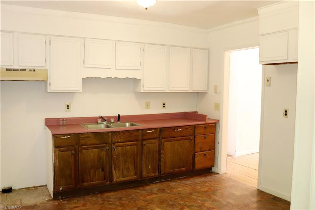 313 Carters Grove Road Lexington, NC 27292 - Photo 9 of 20 Gallery Image 9