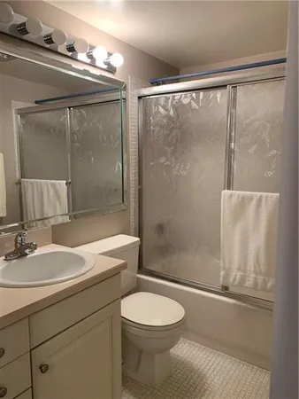 $1,800 | 570 Durham Circle, Deerfield Beach, FL 33442