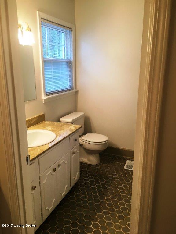 6307 Lime Road Louisville, KY 40222 - Photo 17 of 27 15