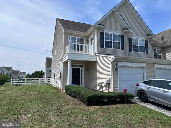 $330,000 | 17 Weldon Drive, Smyrna, DE 19977