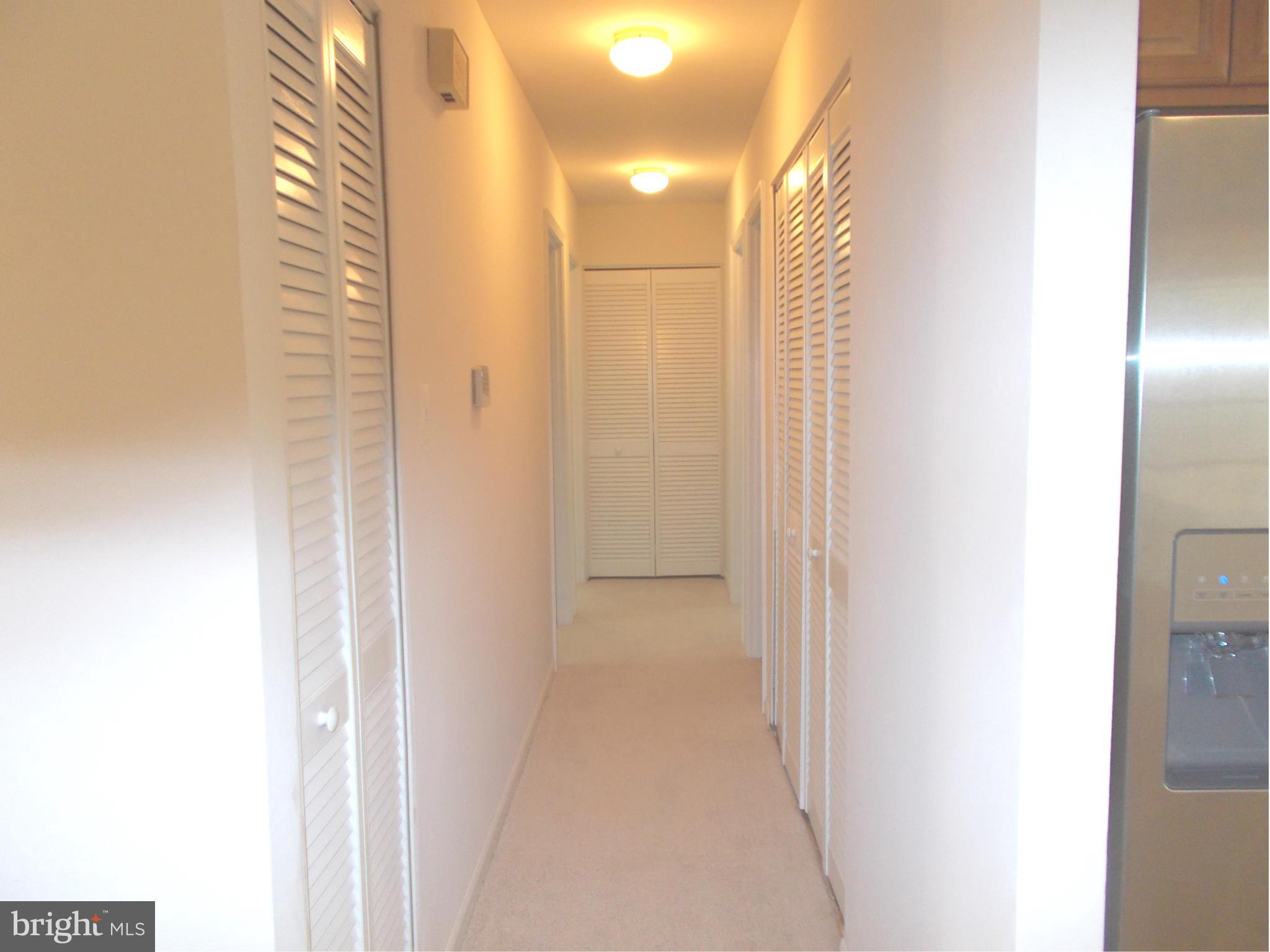 700 North York Road Sterling, VA 20164 - Photo 6 of 15 Interior (General)