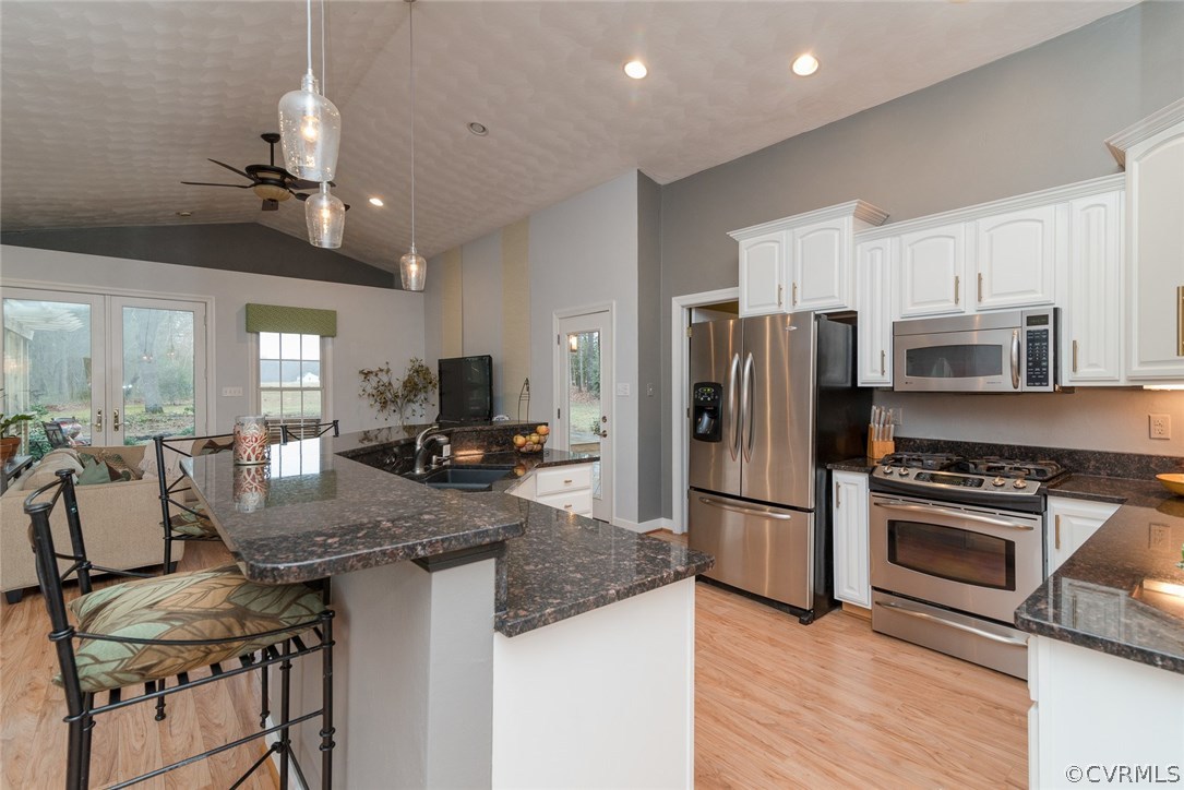 14092 West Patrick Henry Road Doswell, VA 23047 - Photo 4 of 26 Gallery Image 4