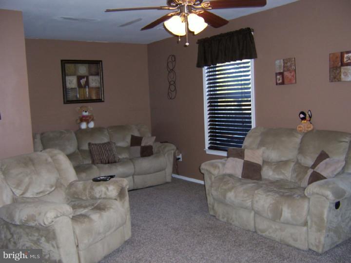 111 Oakmont Road Clementon, NJ 08021 - Photo 14 of 25 Gallery Image 14