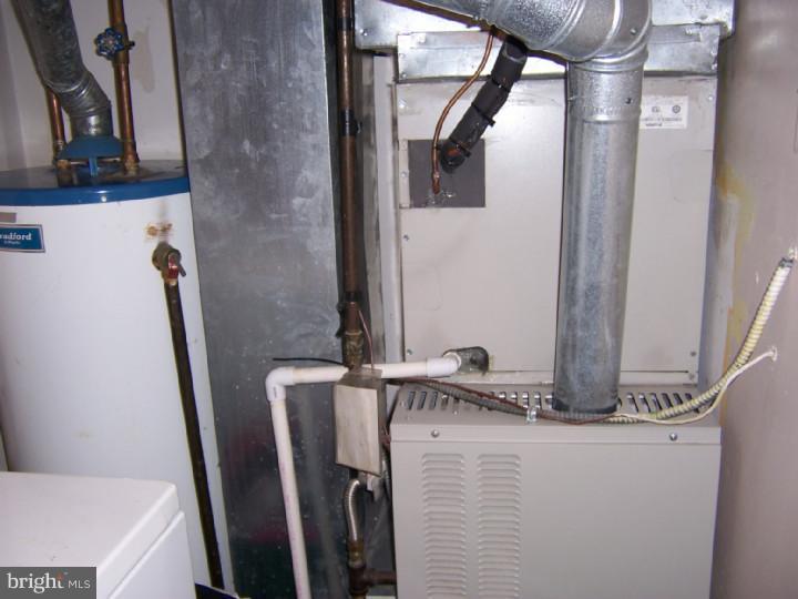 111 Oakmont Road Clementon, NJ 08021 - Photo 19 of 25 Gallery Image 19