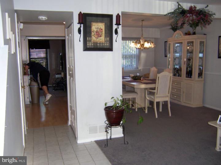 111 Oakmont Road Clementon, NJ 08021 - Photo 7 of 25 Gallery Image 7
