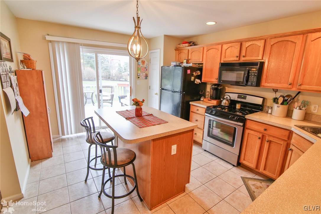 4164 Ross Road Bethlehem, PA 18020 - Photo 13 of 27 Gallery Image 13