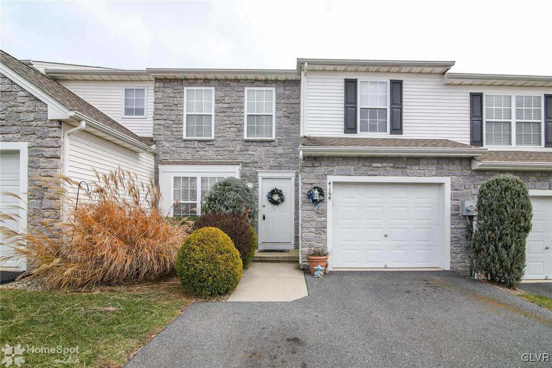 4164 Ross Road Bethlehem, PA 18020 - Photo 2 of 27 Gallery Image 2