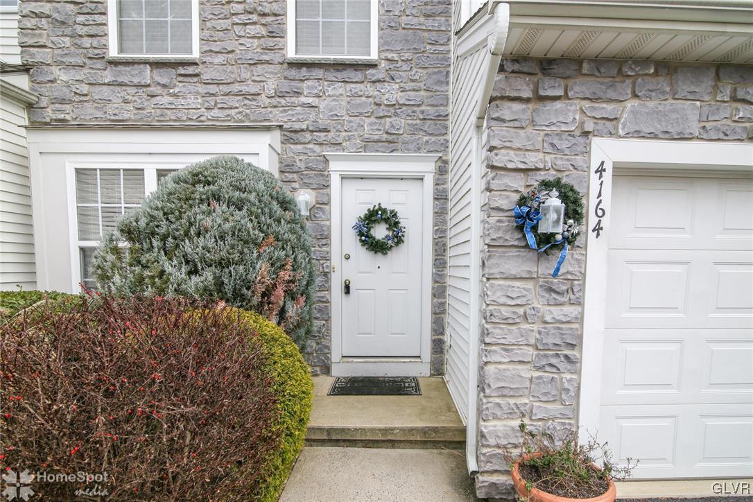 4164 Ross Road Bethlehem, PA 18020 - Photo 4 of 27 Gallery Image 4