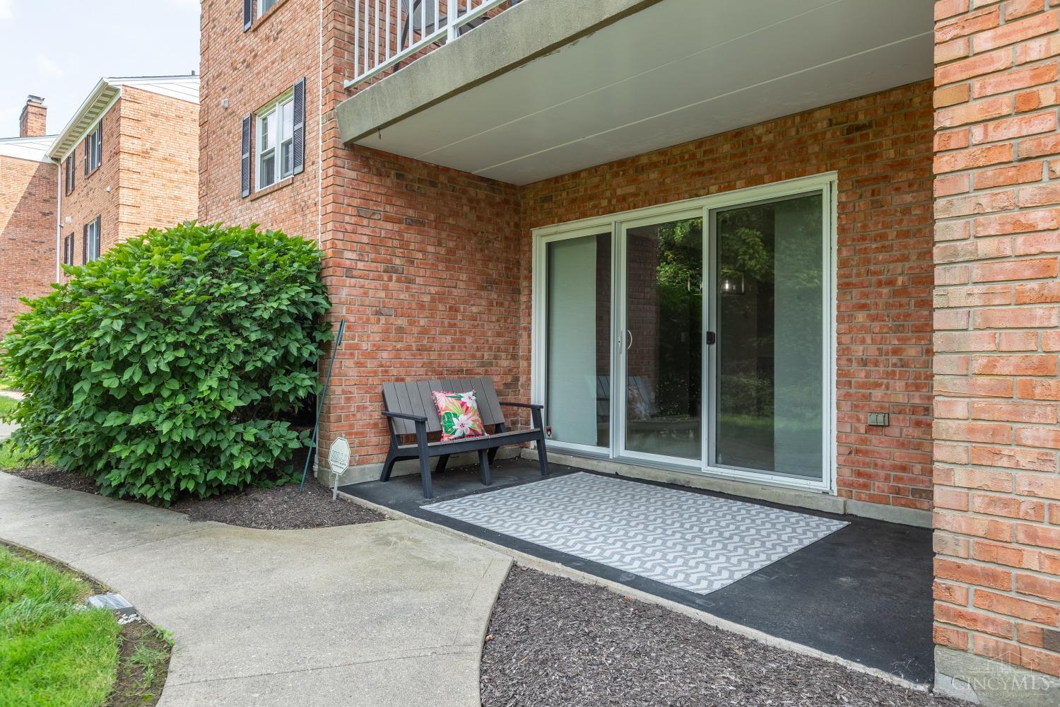 5346 Werk Road, Unit D3 Cincinnati, OH 45248 - Photo 3 of 27 Gallery Image 3