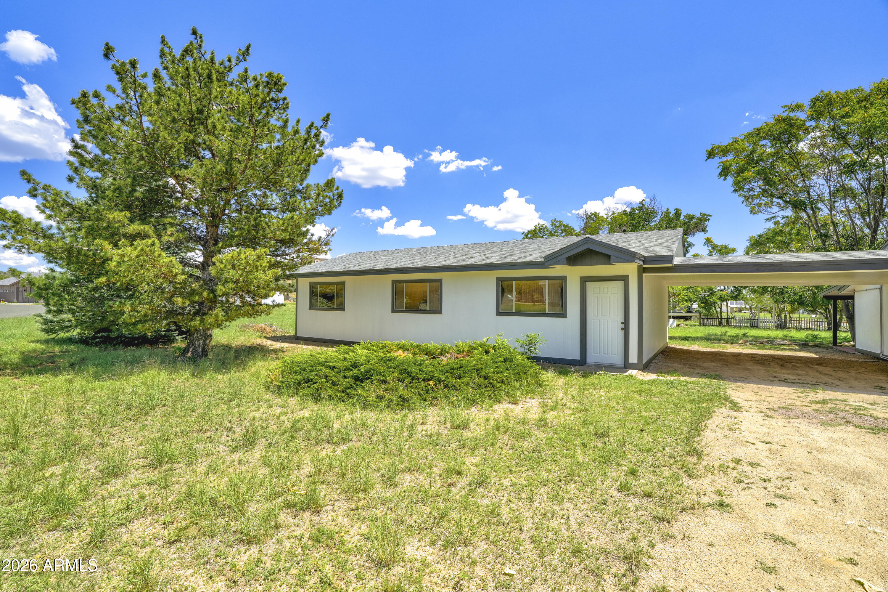18535 Joseph Hodge Road Peeples Valley, AZ 86332 - Photo 30 of 34 Shop