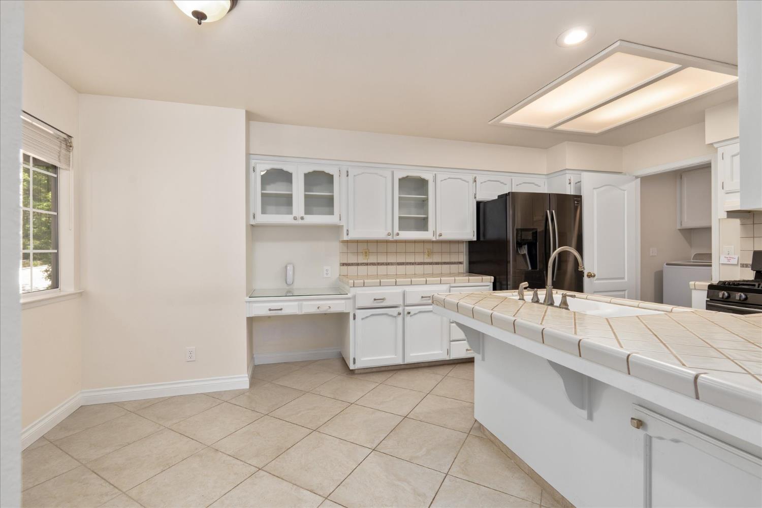 46055 Sutton Drive Oakhurst, CA 93644 - Photo 14 of 68