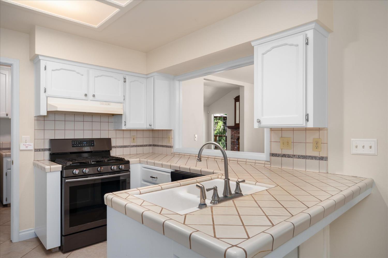 46055 Sutton Drive Oakhurst, CA 93644 - Photo 17 of 68