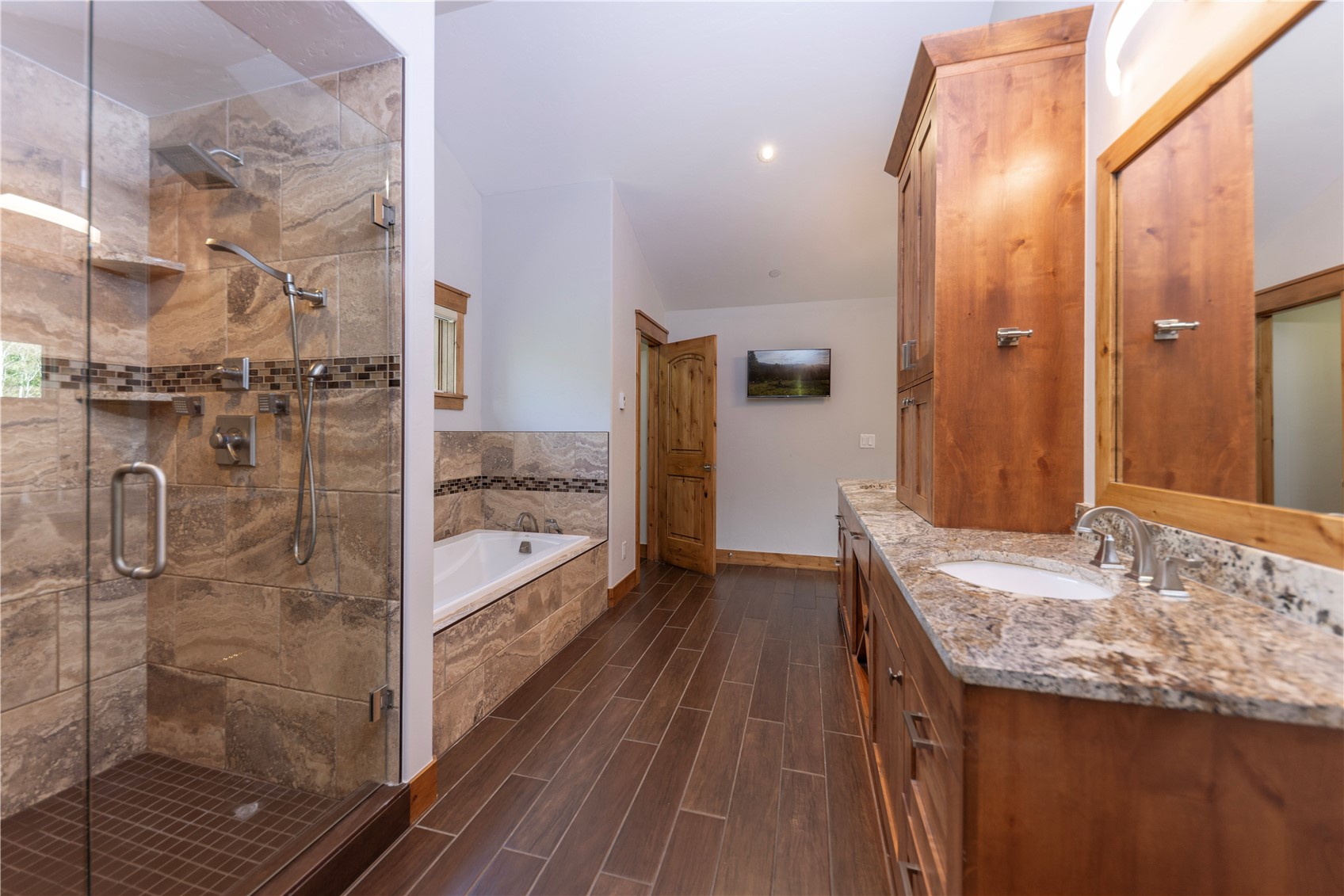 2045 Currant Way Silverthorne, CO 80498 - Photo 17 of 35