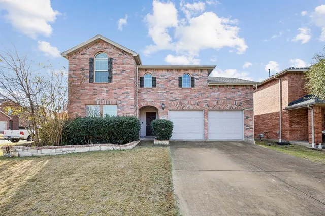 $438,900 | 301 Highland Park Lane, Wylie, TX 75098