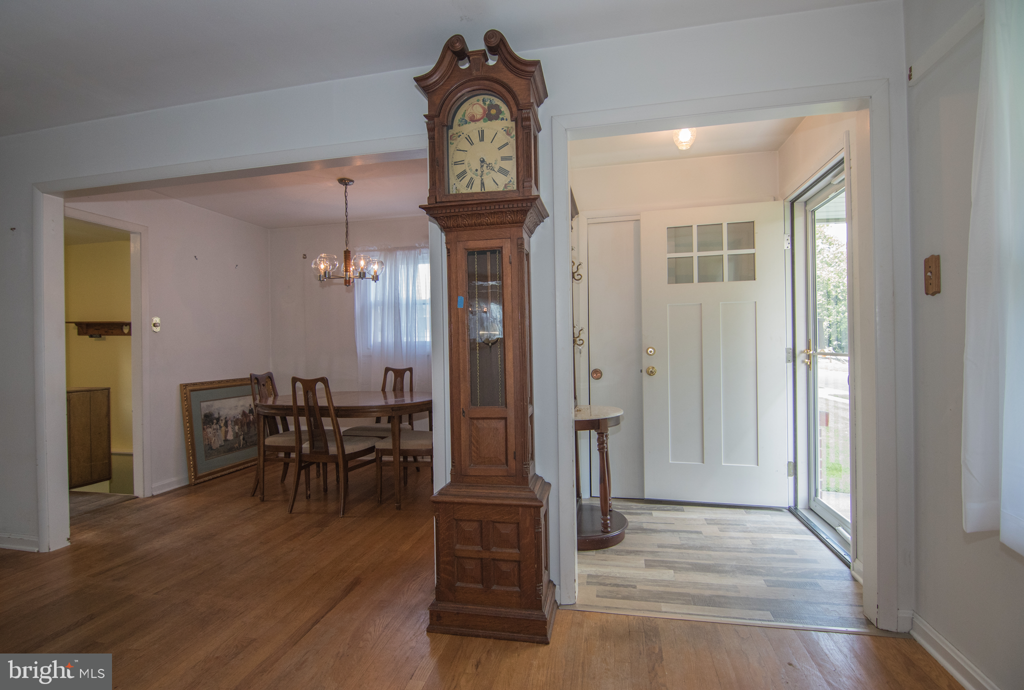 114 Phyllis Drive Newark, DE 19711 - Photo 3 of 37