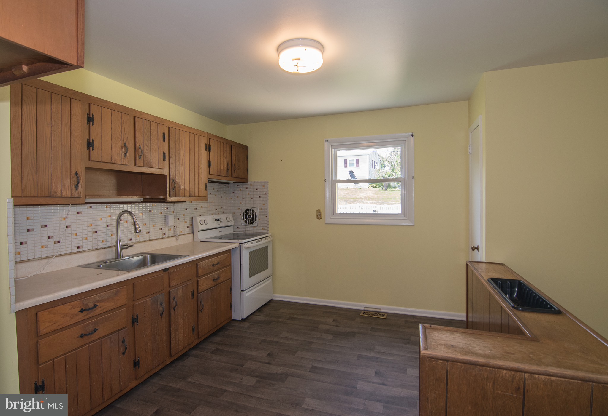 114 Phyllis Drive Newark, DE 19711 - Photo 6 of 37