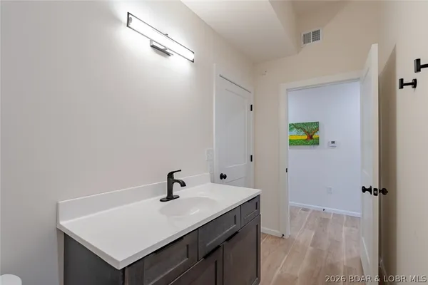 $600,000 | 700 Pershing Drive, Unit 301, Camdenton, MO 65020