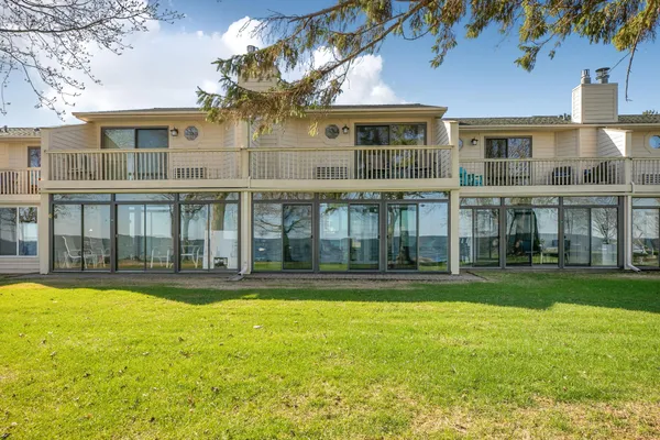 $325,000 | 8368 Tuxedo Road, Unit 331, Onamia, MN 56359
