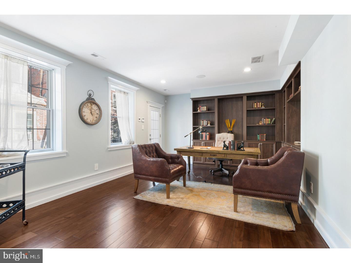 907 Pine Street Philadelphia, PA 19107 - Photo 8 of 25 Office / Study