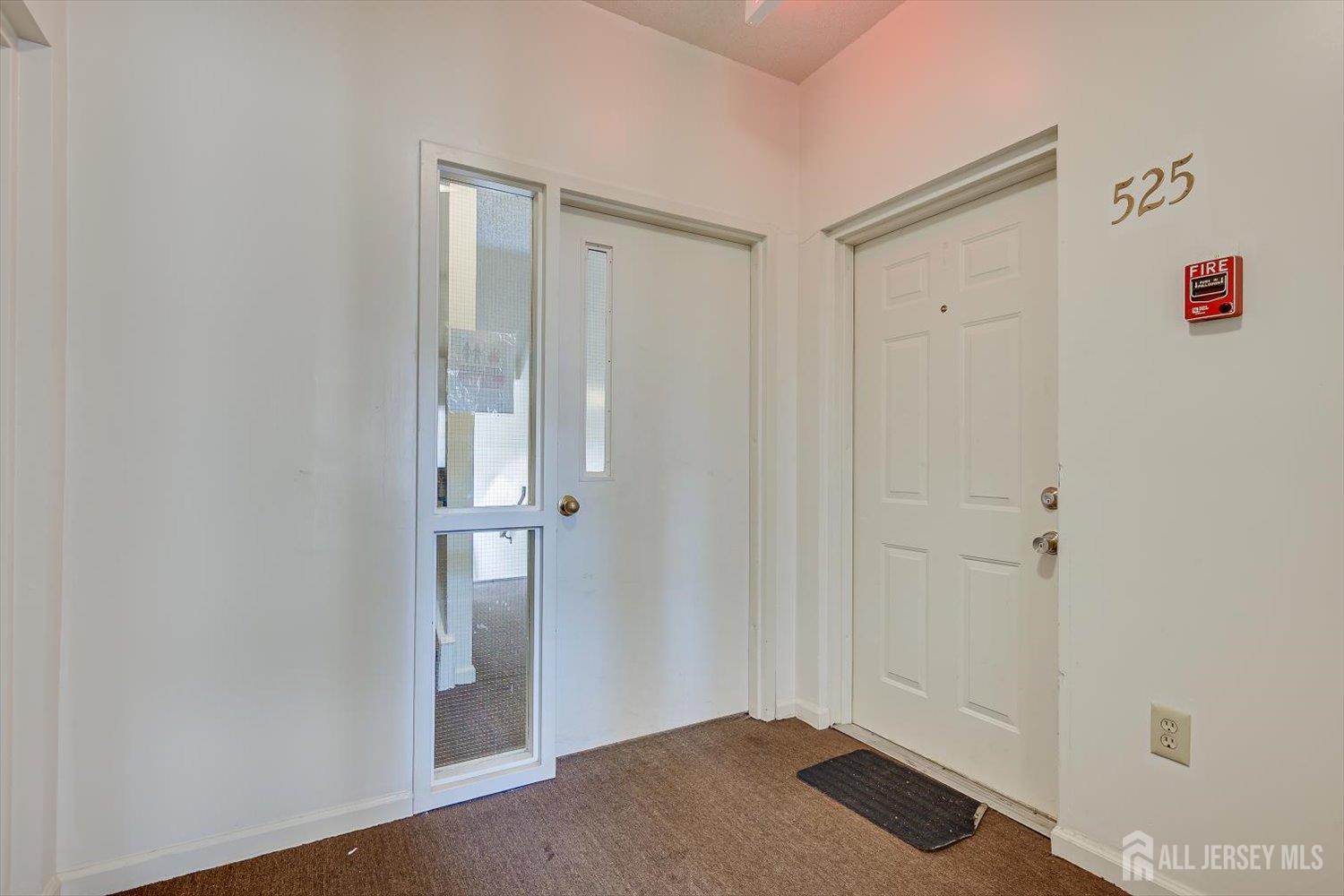 525 Edpas Road New Brunswick, NJ 08901 - Photo 4 of 39
