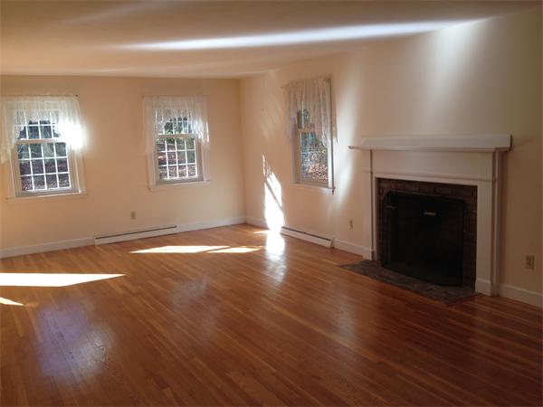 88 Old Coach Road Sudbury, MA 01776 - Photo 4 of 9 Gallery Image 4