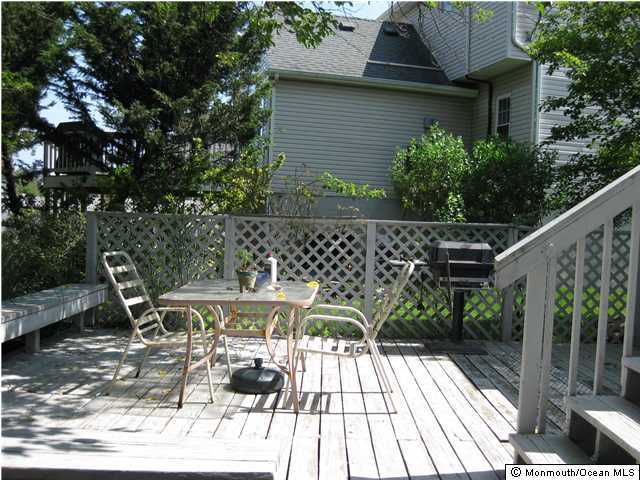 19 Griffin Street Monmouth Beach, NJ 07750 - Photo 18 of 20 Lower Deck